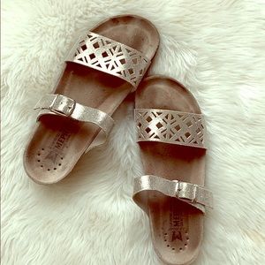 Mephisto silver sandals